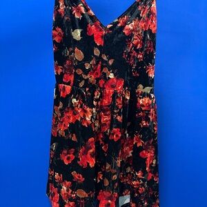 Velvet Floral V-Neck Sexy Back Romper L
